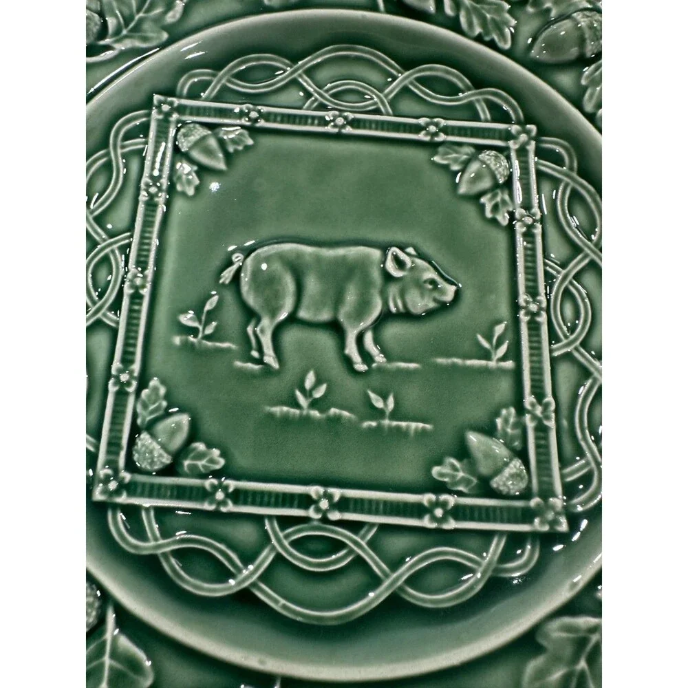 Bordallo Pinheiro Pig Acorns Plate 9.25